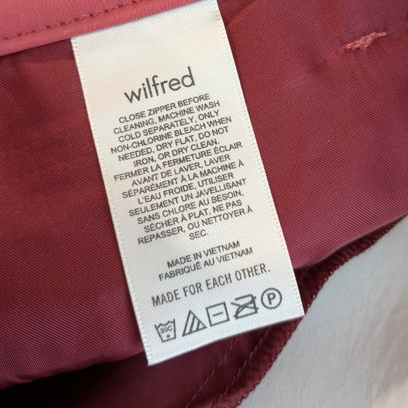 Wilfred Melina Vegan Leather Pant In Rosy Red - Picture 7 of 8